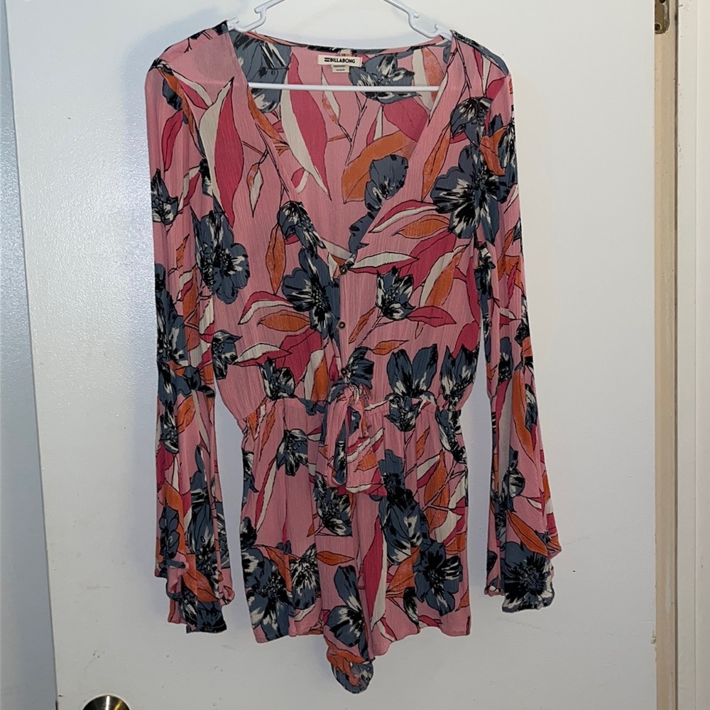 Billabong, summer romper, bell sleeved, elastic waist, bow tie in front